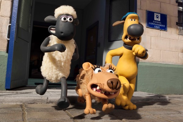 SHAUN THE SHEEP MOVIE - 2015 FILM STILL - 'Shaun', 'Slip' and 'Bitzer' - Photo Credit: Lionsgate